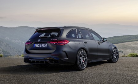 2023 Mercedes-AMG C 63 S E Performance Estate (Color: Graphite Grey Magno) Rear Three-Quarter Wallpapers 450x275 (14)