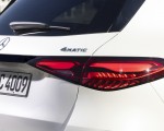 2023 Mercedes-Benz GLC 220d 4MATIC AMG Line (Color: MANUFAKTUR Diamond White Bright) Tail Light Wallpapers 150x120 (27)