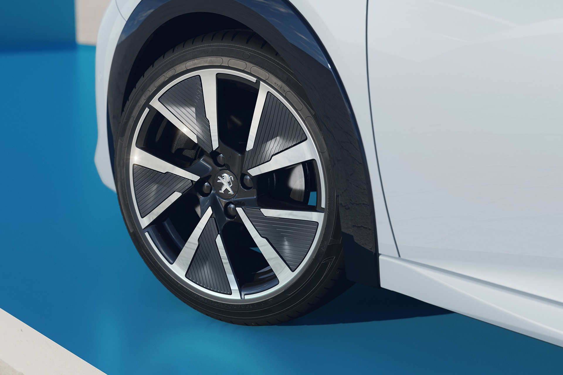 2023 Peugeot e-208 Wheel Wallpapers (4)