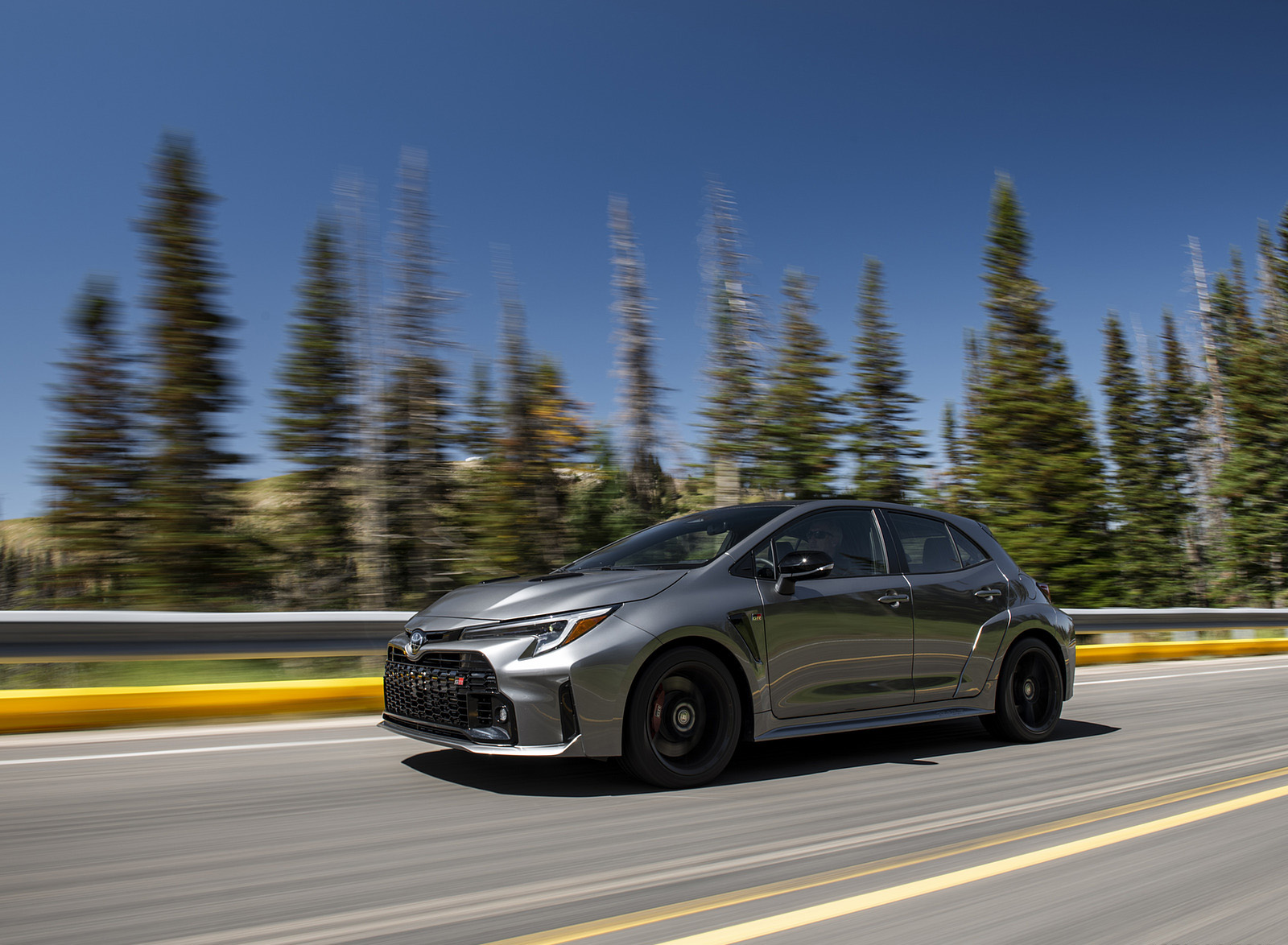 2023 Toyota GR Corolla Circuit Edition (Color: Heavy Metal) Front Three-Quarter Wallpapers #51 of 78