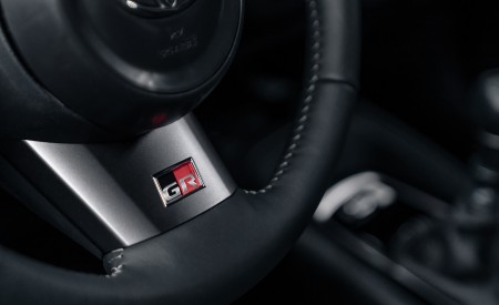 2023 Toyota GR Corolla Circuit Edition Interior Steering Wheel Wallpapers 450x275 (26)