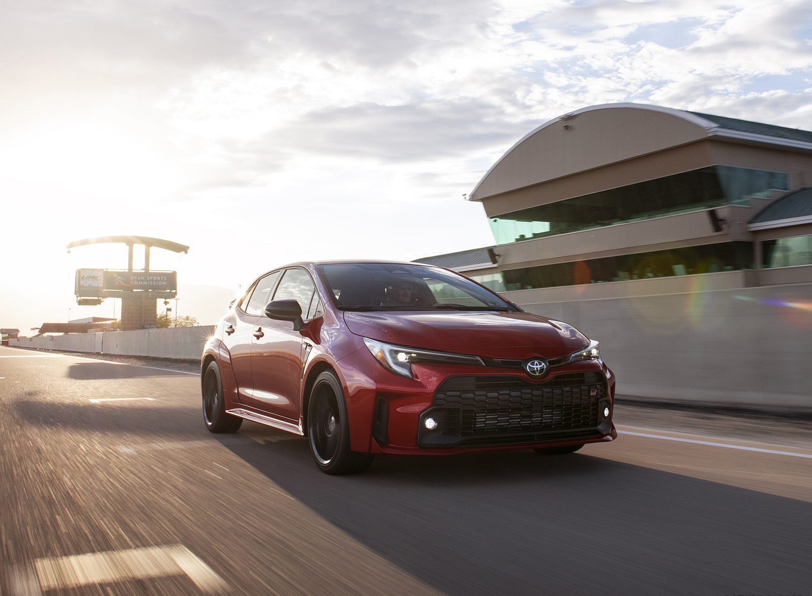 2023 Toyota GR Corolla Core (Color: Supersonic Red) Front Three-Quarter Wallpapers #46 of 78