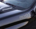 2024 Chevrolet Silverado 2500HD High Country Badge Wallpapers 150x120 (11)