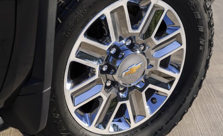 2024 Chevrolet Silverado 2500HD High Country Wheel Wallpapers 450x275 (13)