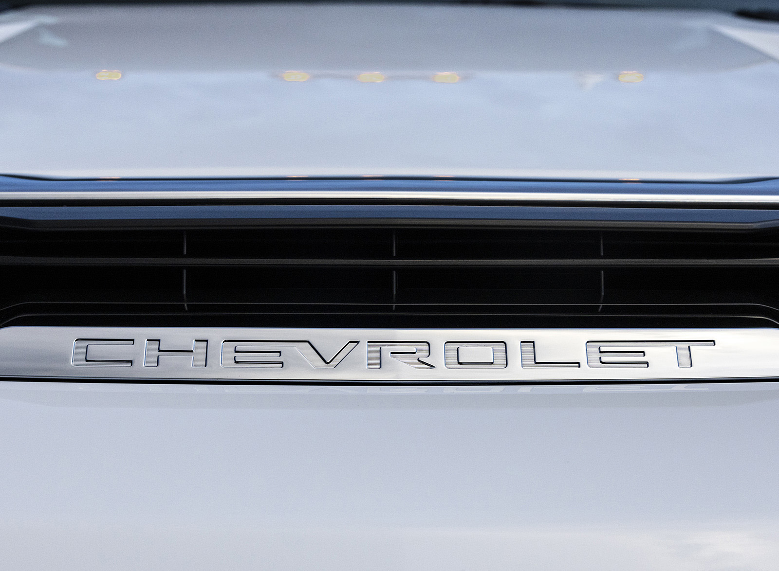 2024 Chevrolet Silverado HD 3500HD LTZ Dually Badge Wallpapers (10)