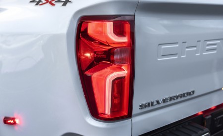 2024 Chevrolet Silverado HD 3500HD LTZ Dually Tail Light Wallpapers 450x275 (12)