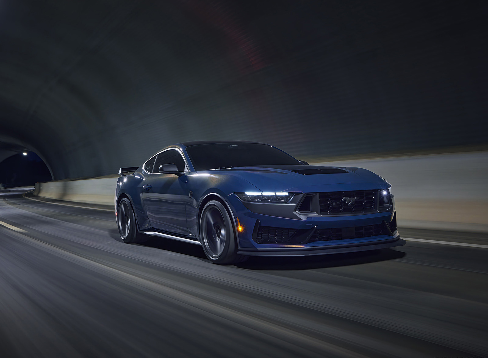 2024 Ford Mustang Dark Horse Front Three-Quarter Wallpapers (1)