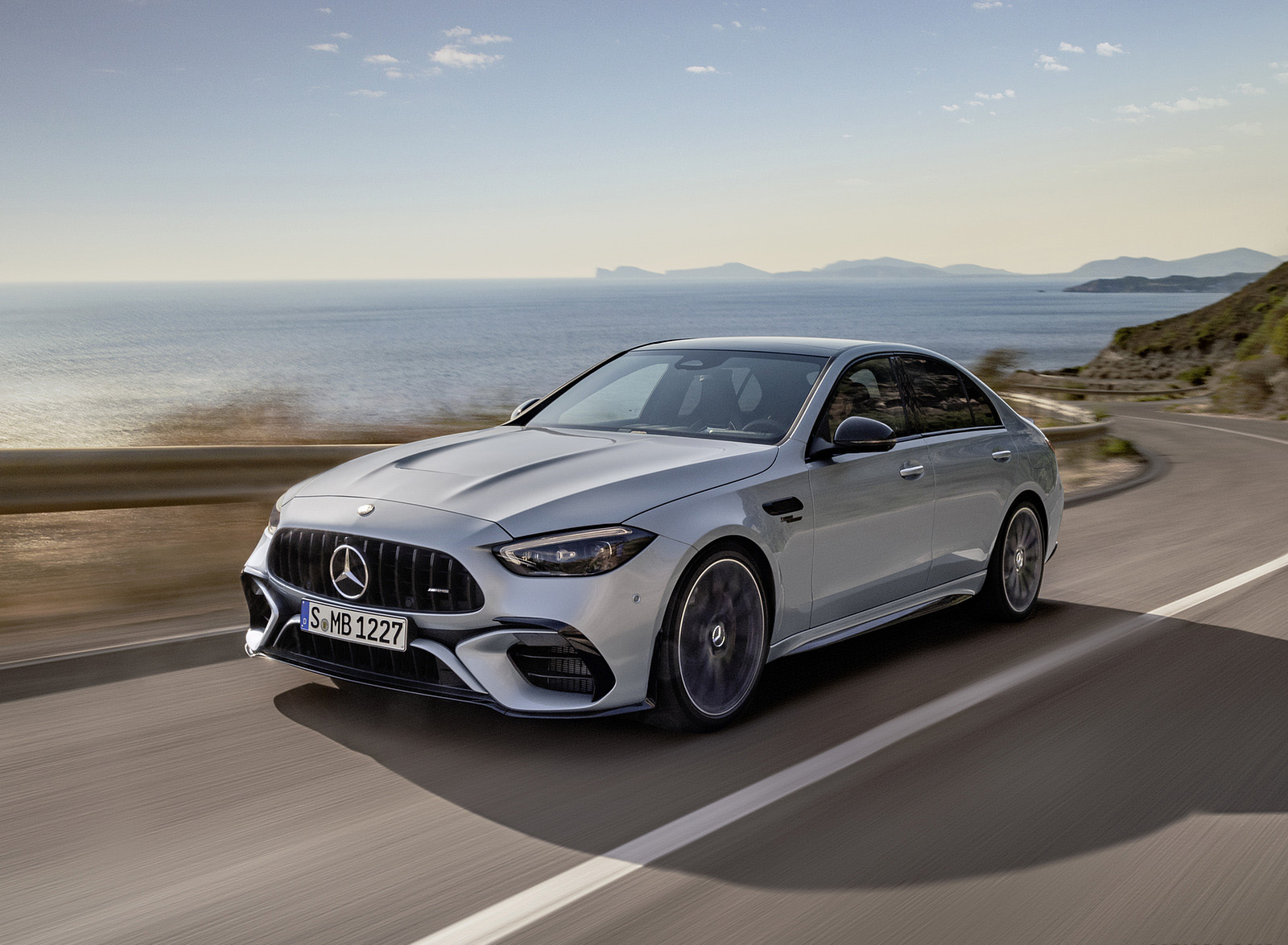 2023 Mercedes-AMG C 63 S E Performance Sedan (Color: High Tech Silver) Front Three-Quarter Wallpapers (1)