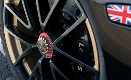 2022 Lotus Evija Fittipaldi Wheel Wallpapers 450x275 (11)