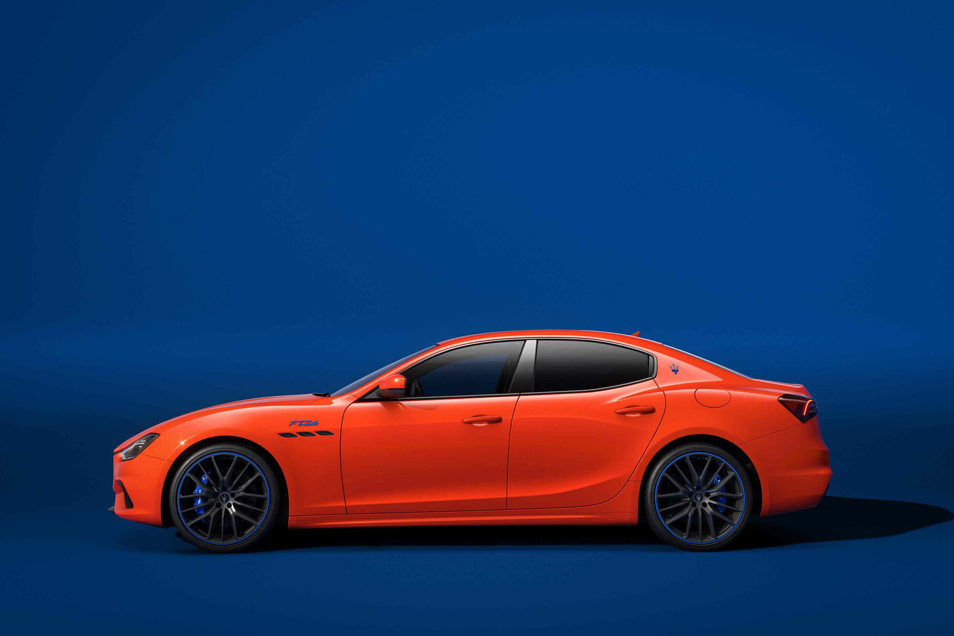 2022 Maserati Ghibli F Tributo Special Edition Side Wallpapers (3)