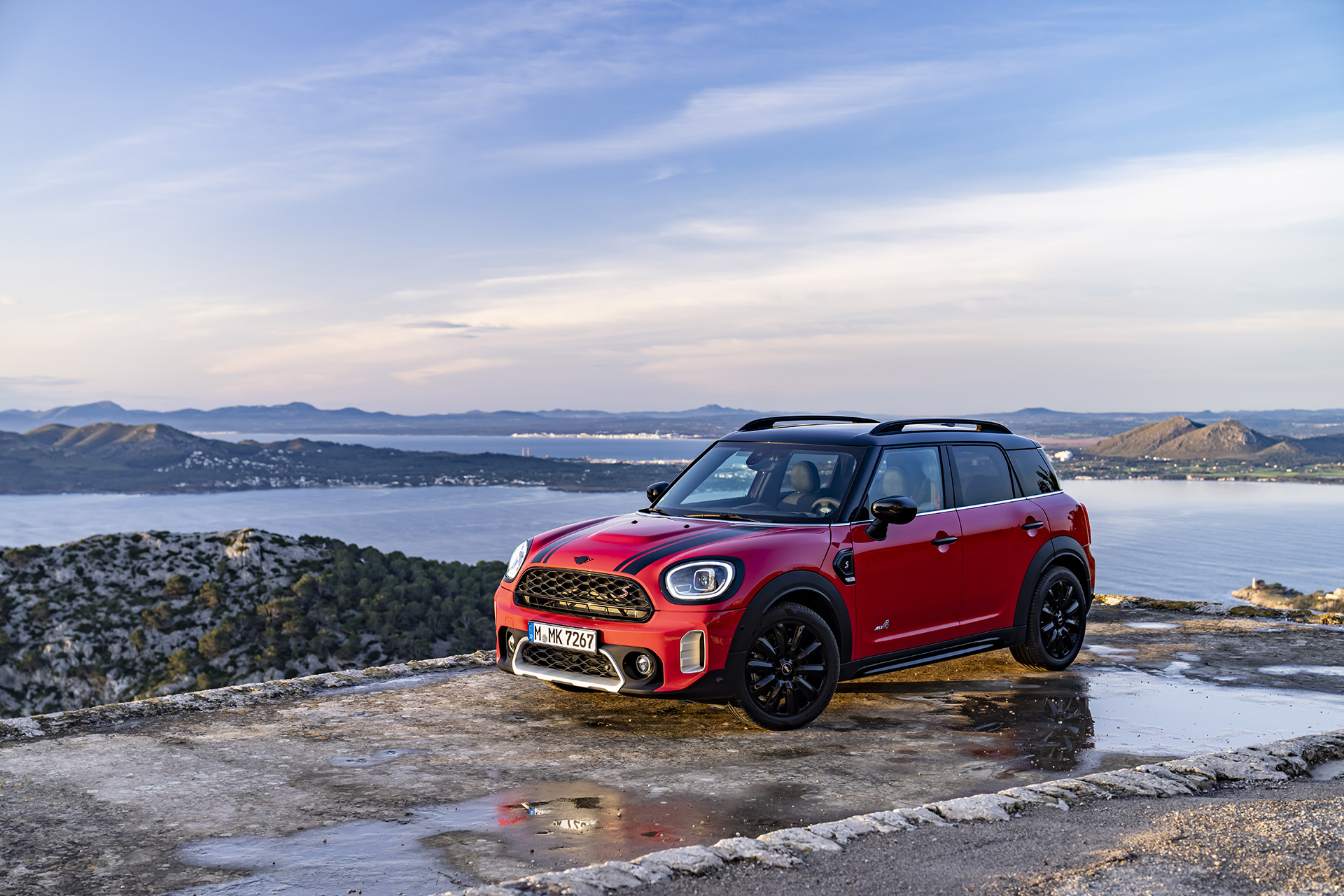 2022 Mini Cooper SD Countryman ALL4 Front Three-Quarter Wallpapers #25 of 42