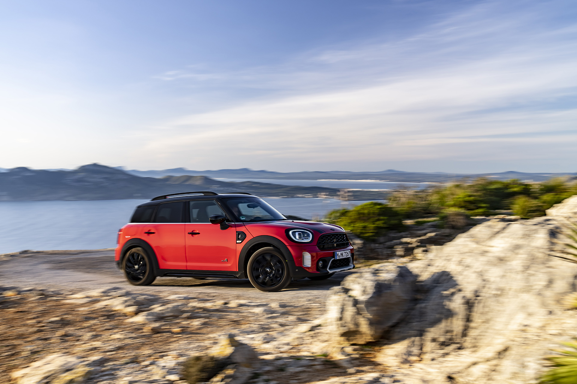 2022 Mini Cooper SD Countryman ALL4 Front Three-Quarter Wallpapers #16 of 42