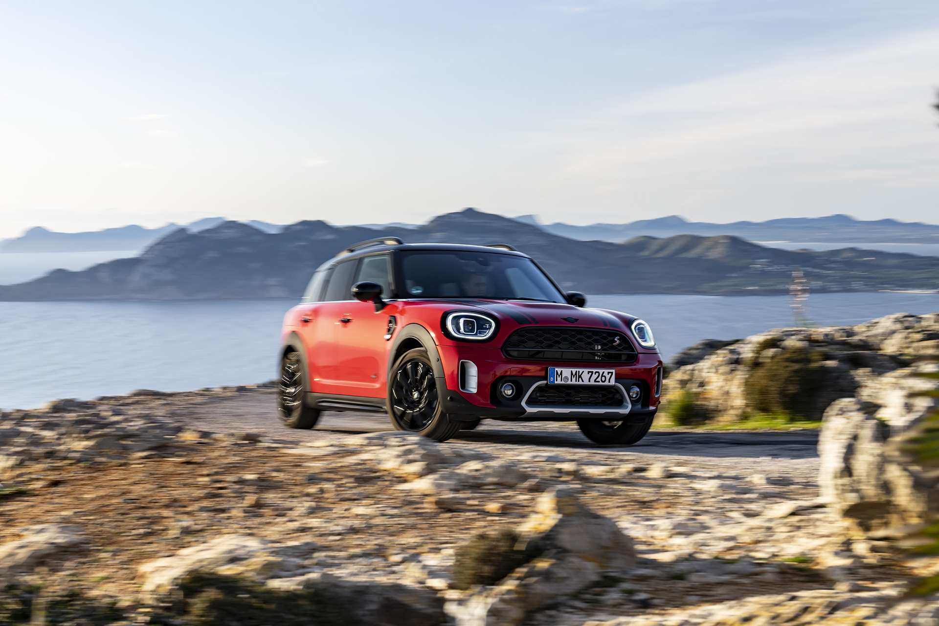 2022 Mini Cooper SD Countryman ALL4 Front Three-Quarter Wallpapers #10 of 42