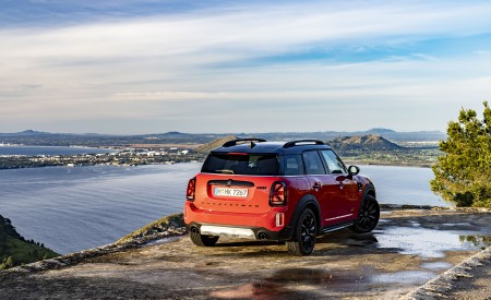 2022 Mini Cooper SD Countryman ALL4 Rear Three-Quarter Wallpapers 450x275 (28)