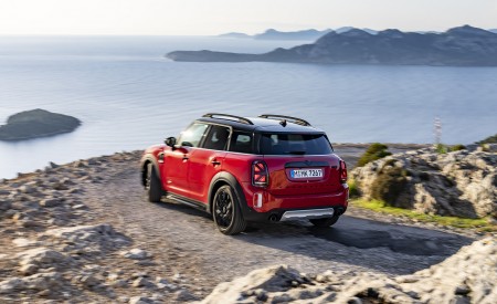 2022 Mini Cooper SD Countryman ALL4 Rear Three-Quarter Wallpapers 450x275 (2)