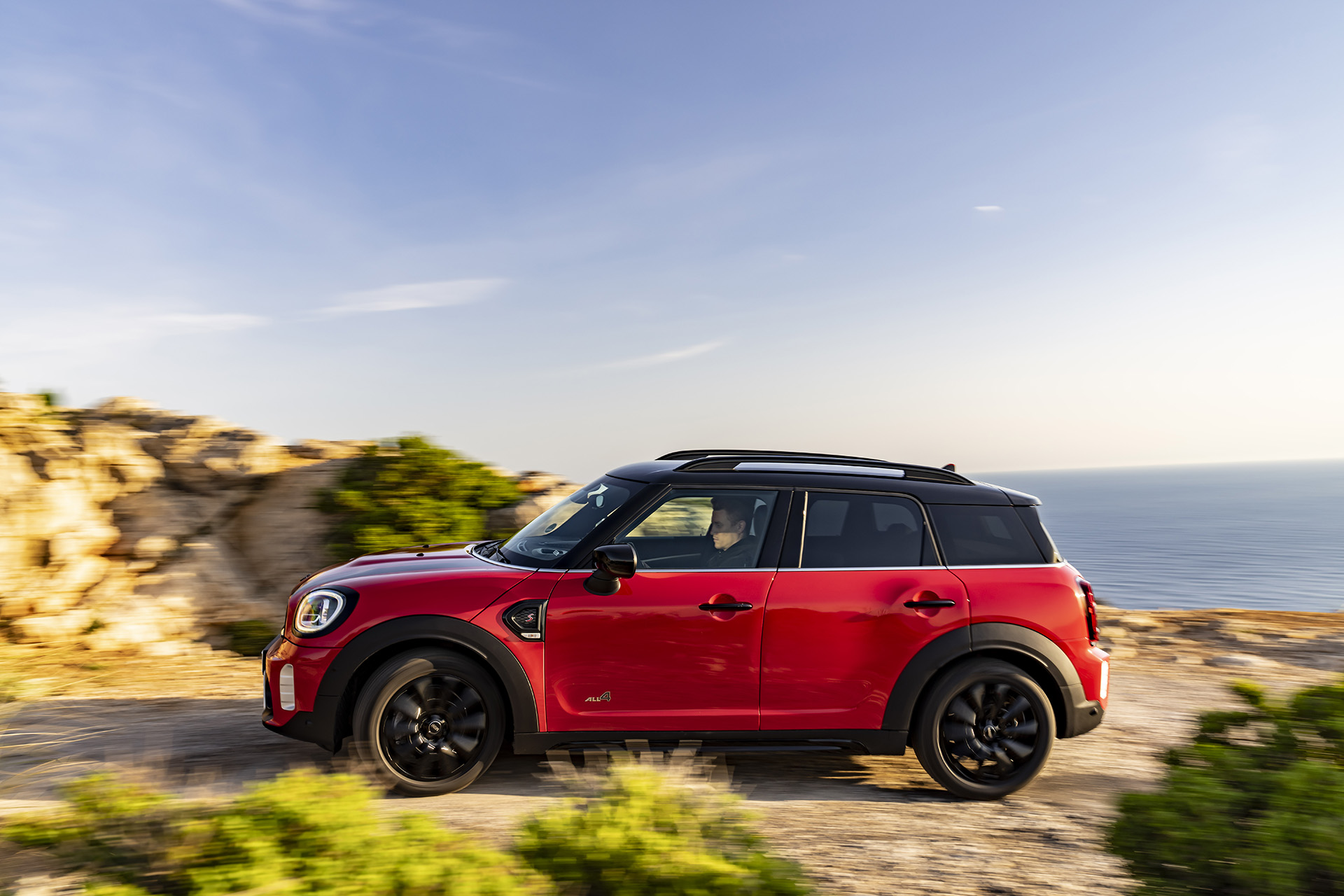 2022 Mini Cooper SD Countryman ALL4 Side Wallpapers #18 of 42