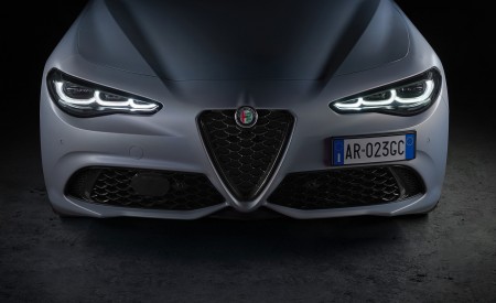 2023 Alfa Romeo Giulia Front Wallpapers 450x275 (18)