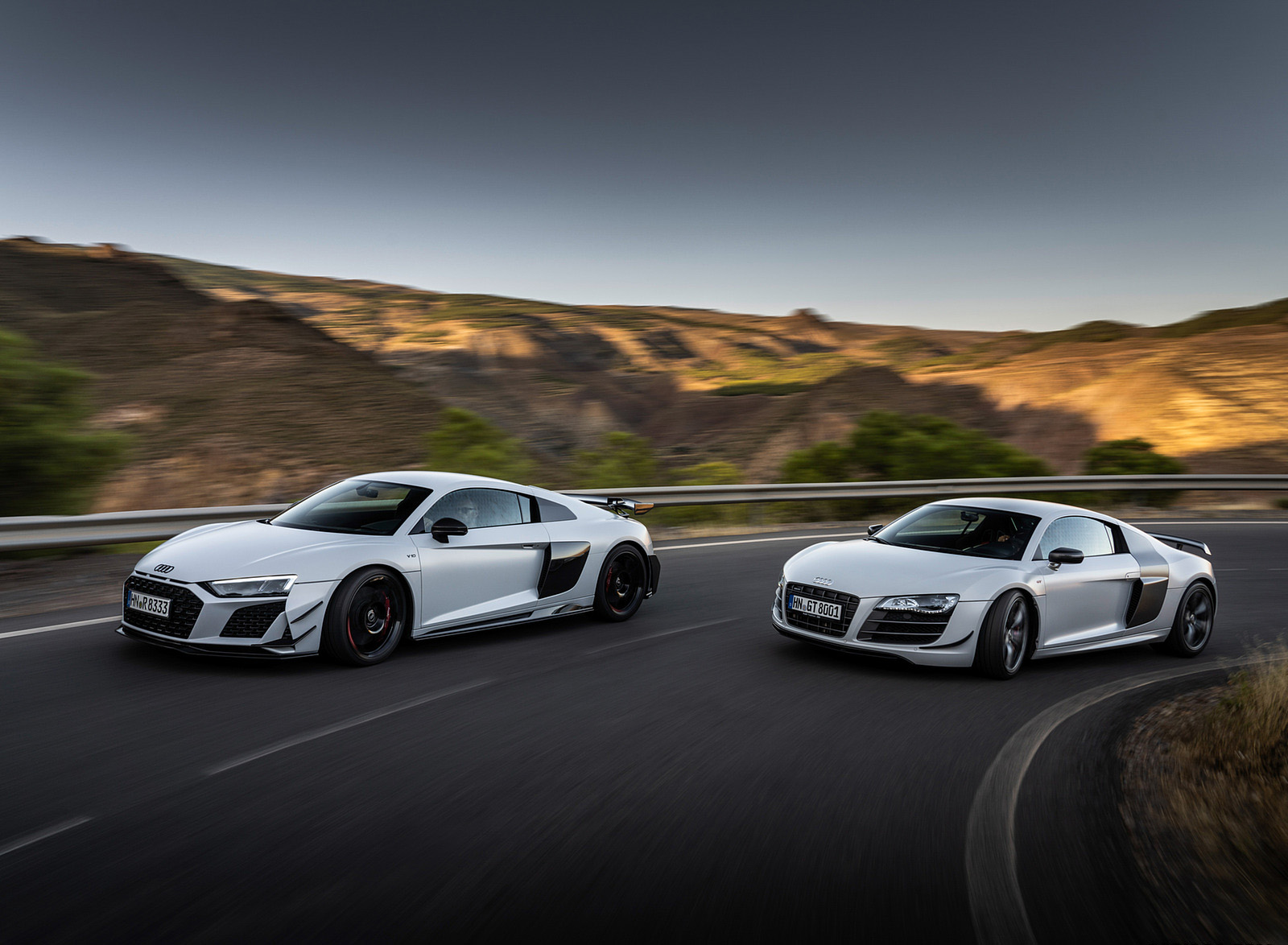 2023 Audi R8 Coupe V10 GT RWD (Color: Suzuka Grey) Front Three-Quarter Wallpapers #31 of 131
