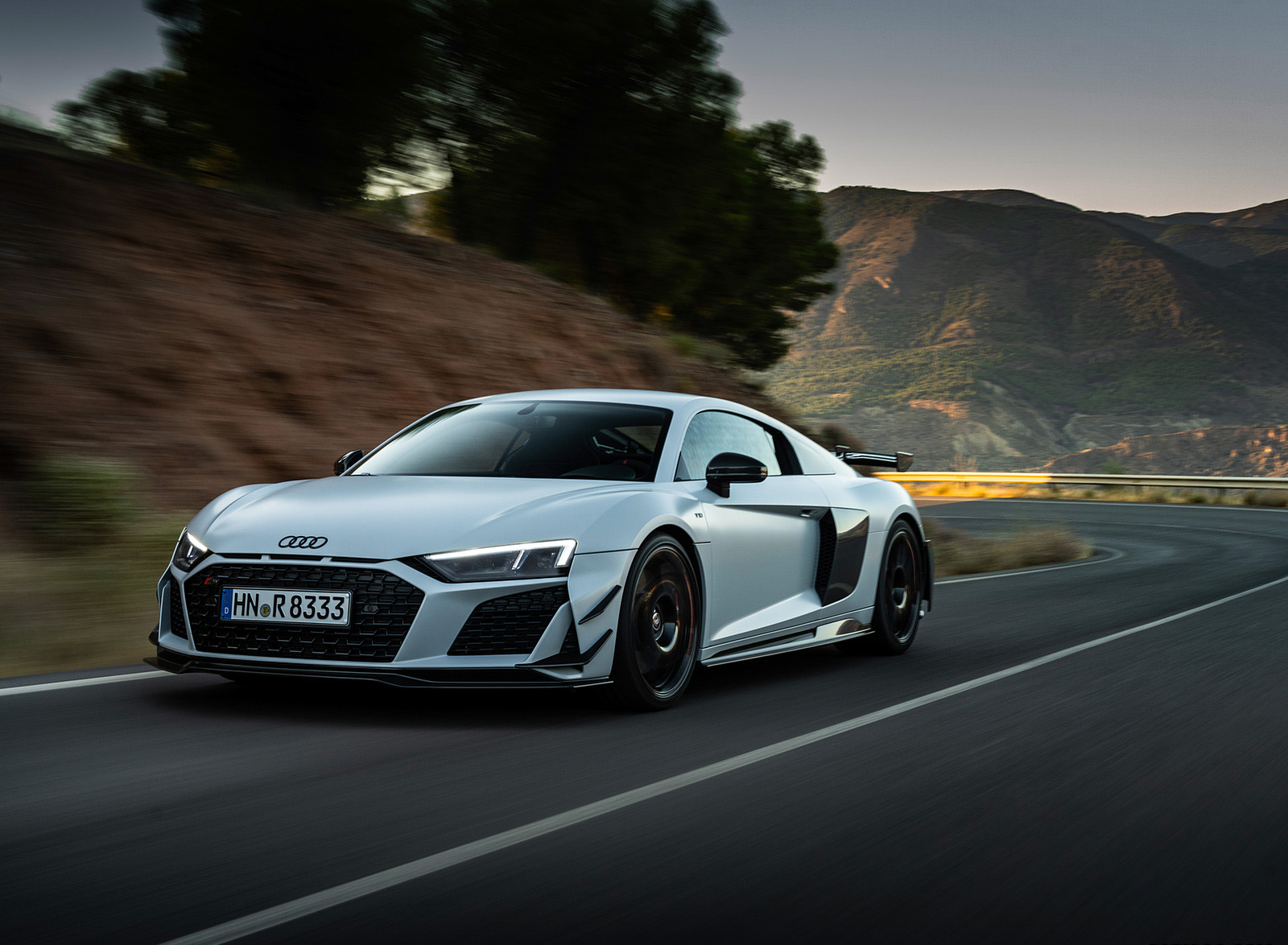 2023 Audi R8 Coupe V10 GT RWD (Color: Suzuka Grey) Front Three-Quarter Wallpapers #14 of 131