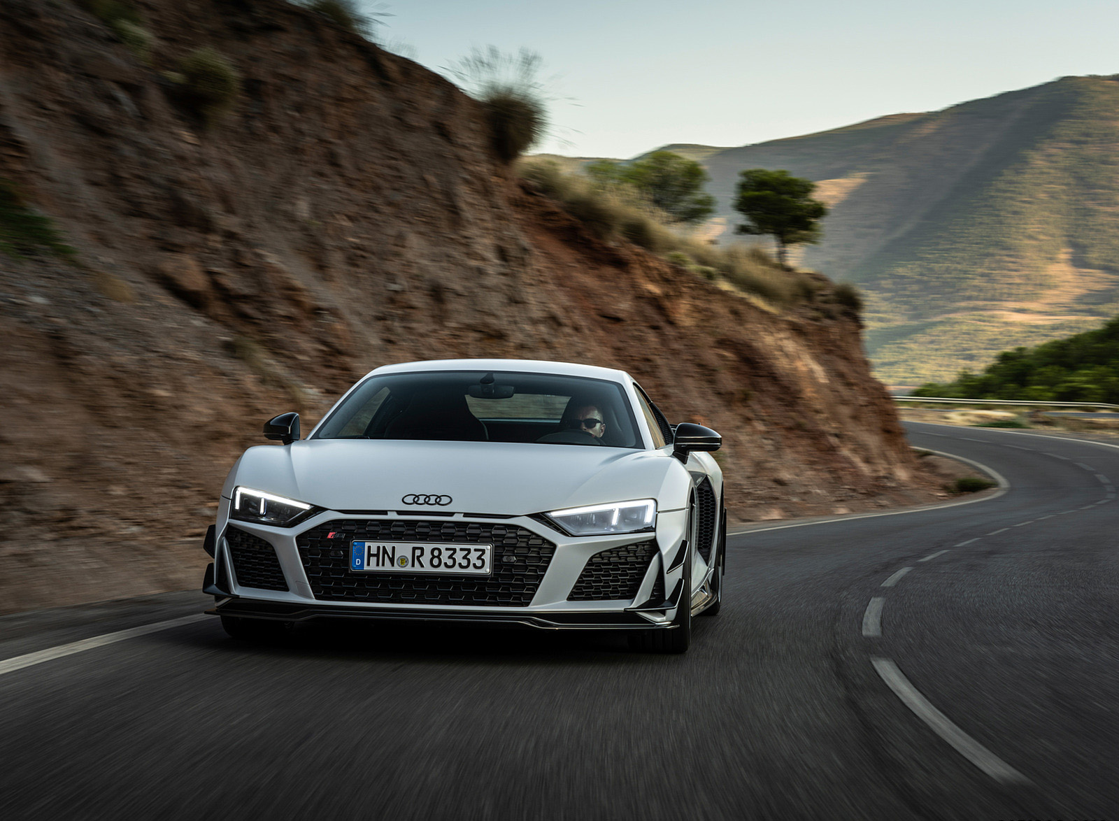 2023 Audi R8 Coupe V10 GT RWD (Color: Suzuka Grey) Front Wallpapers #22 of 131
