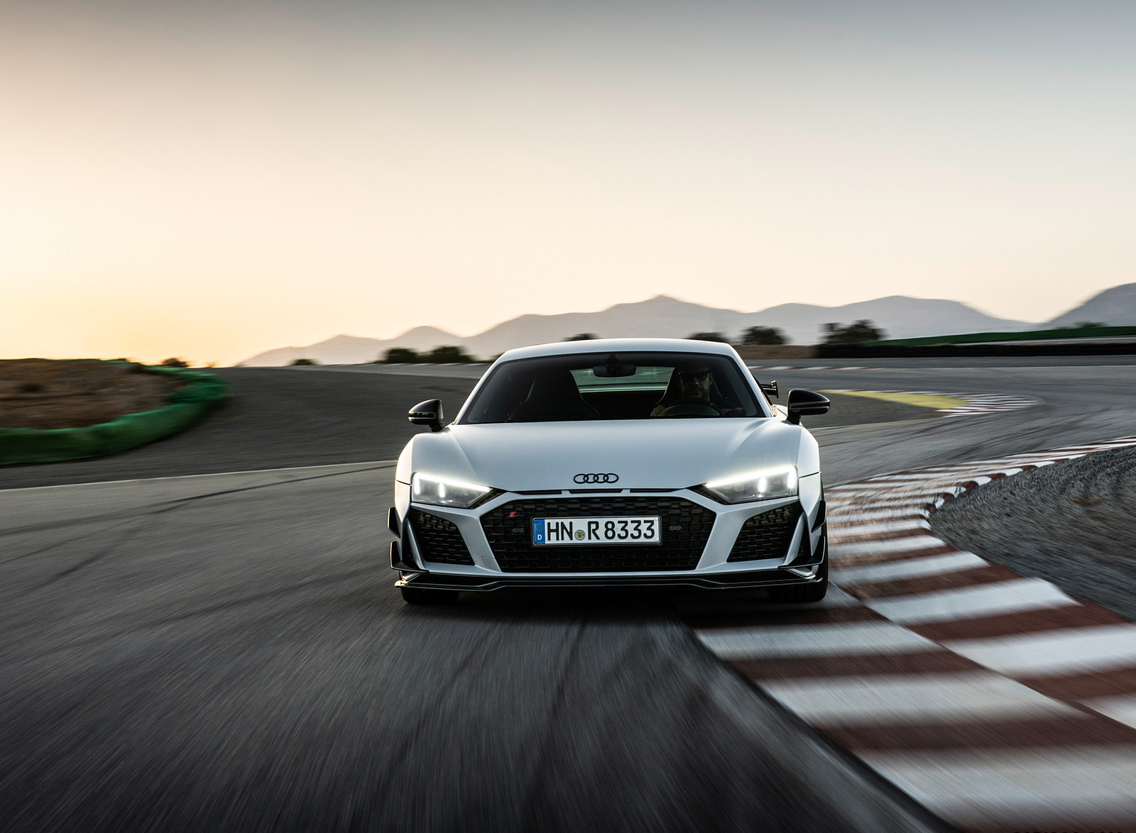 2023 Audi R8 Coupe V10 GT RWD (Color: Suzuka Grey) Front Wallpapers (7)