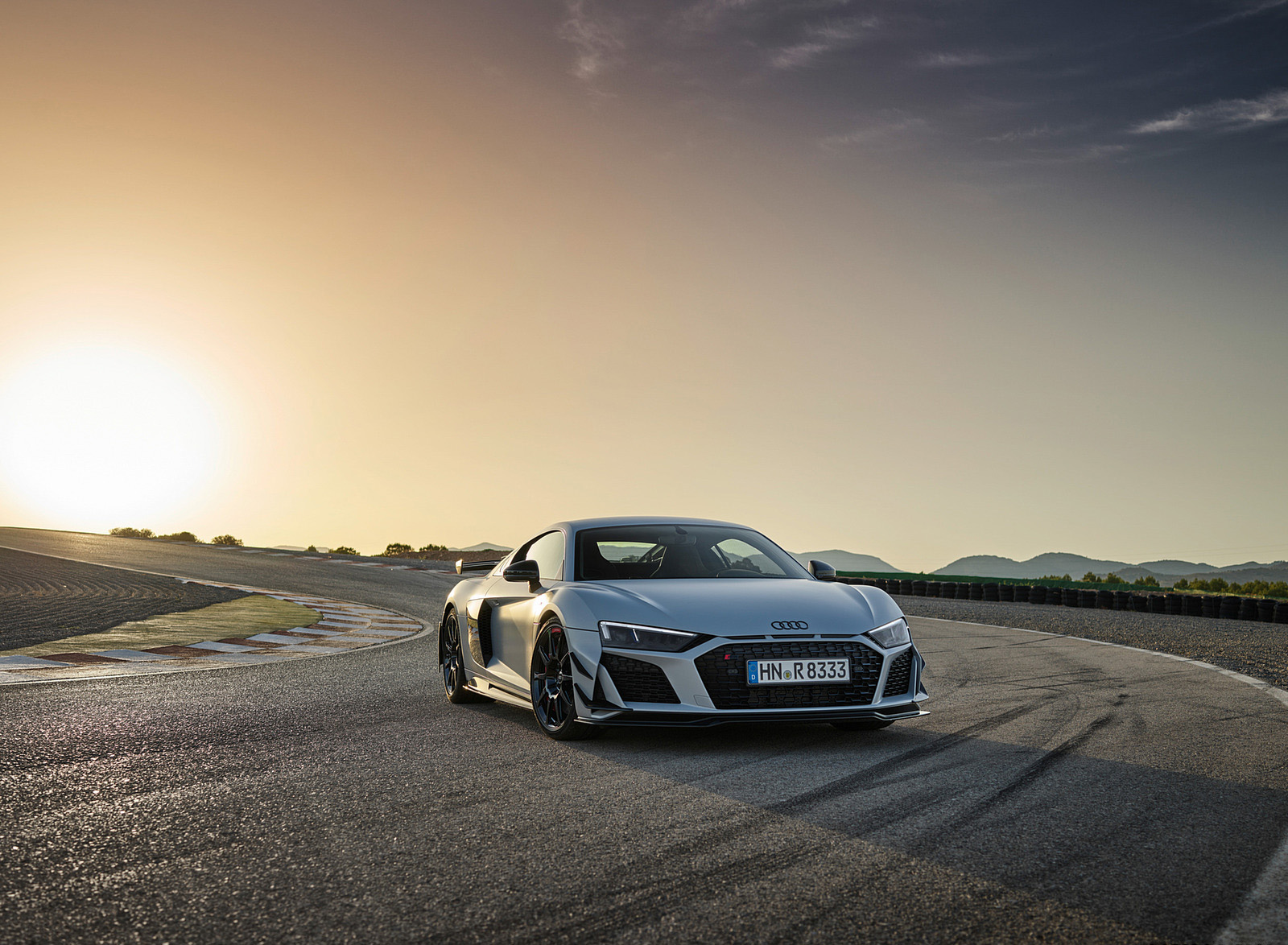 2023 Audi R8 Coupe V10 GT RWD (Color: Suzuka Grey) Front Wallpapers #92 of 131