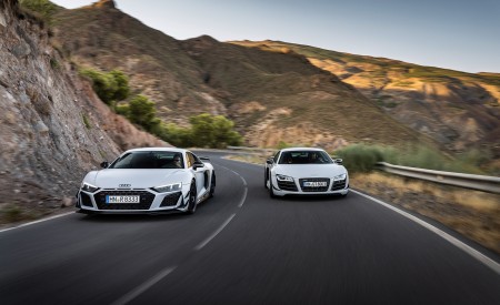 2023 Audi R8 Coupe V10 GT RWD (Color: Suzuka Grey) Front Wallpapers 450x275 (34)