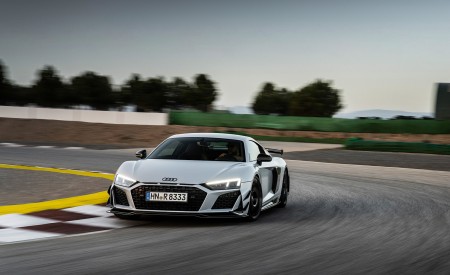 2023 Audi R8 Coupe V10 GT RWD (Color: Suzuka Grey) Front Wallpapers 450x275 (2)