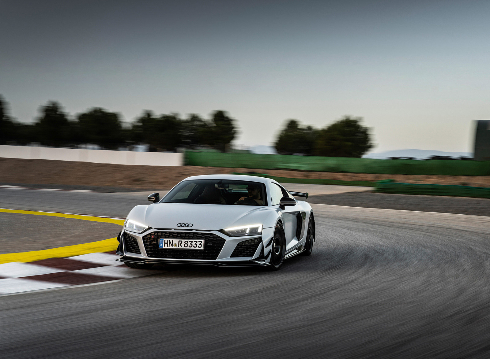 2023 Audi R8 Coupe V10 GT RWD (Color: Suzuka Grey) Front Wallpapers #2 of 131