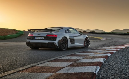 2023 Audi R8 Coupe V10 GT RWD (Color: Suzuka Grey) Rear Three-Quarter Wallpapers 450x275 (101)