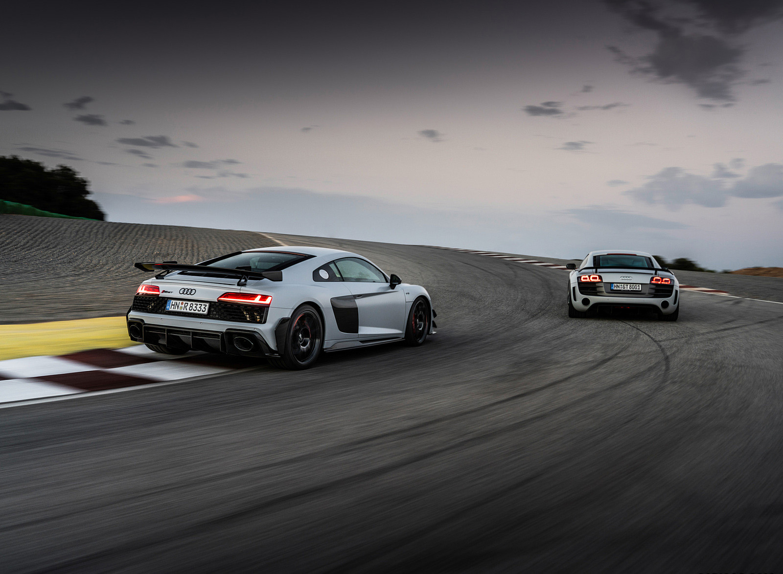2023 Audi R8 Coupe V10 GT RWD (Color: Suzuka Grey) Rear Three-Quarter Wallpapers #46 of 131