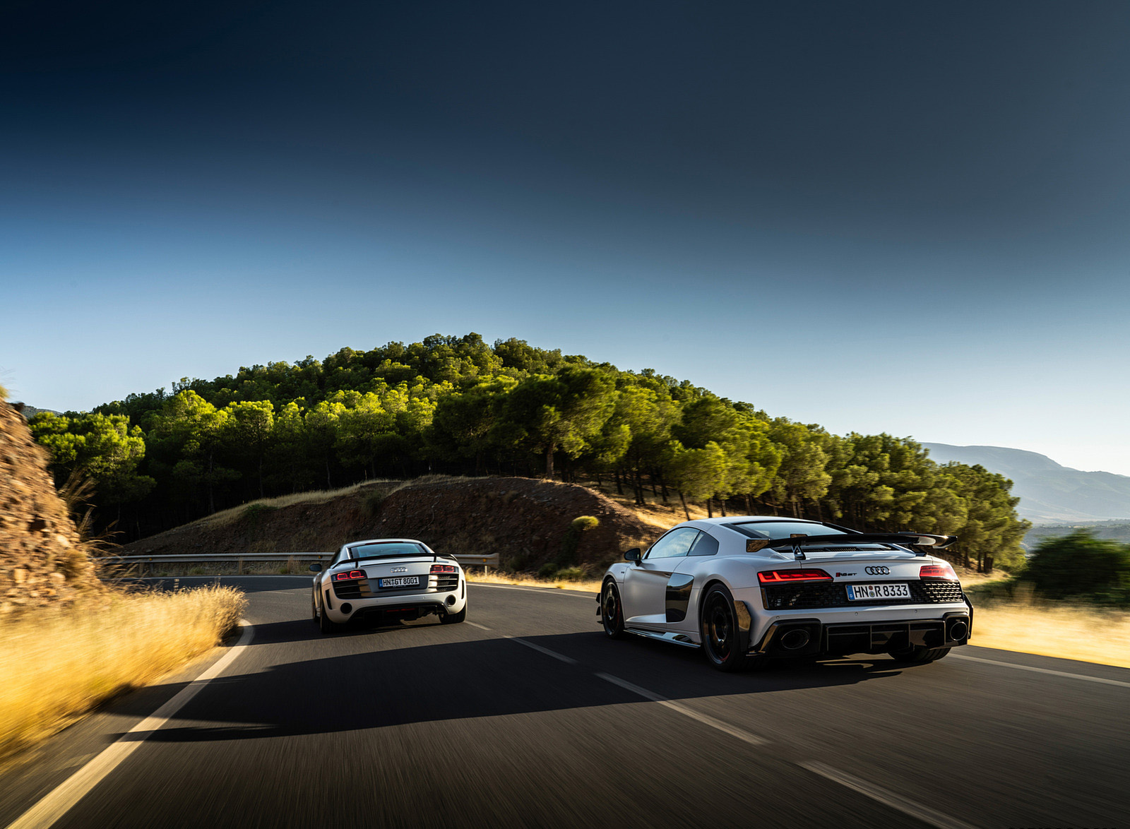 2023 Audi R8 Coupe V10 GT RWD (Color: Suzuka Grey) Rear Three-Quarter Wallpapers #35 of 131