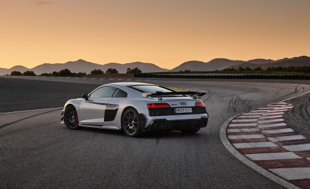 2023 Audi R8 Coupe V10 GT RWD (Color: Suzuka Grey) Rear Three-Quarter Wallpapers 450x275 (100)