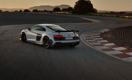 2023 Audi R8 Coupe V10 GT RWD (Color: Suzuka Grey) Rear Three-Quarter Wallpapers 450x275 (98)