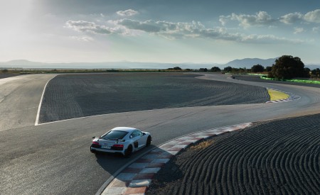 2023 Audi R8 Coupe V10 GT RWD (Color: Suzuka Grey) Rear Three-Quarter Wallpapers 450x275 (52)