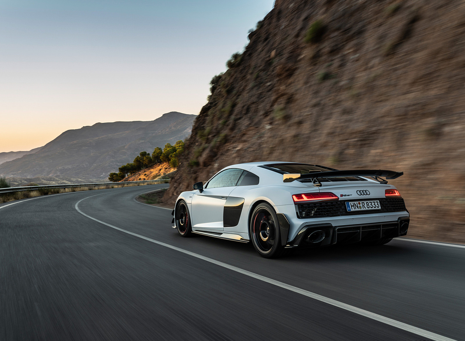 2023 Audi R8 Coupe V10 GT RWD (Color: Suzuka Grey) Rear Three-Quarter Wallpapers #28 of 131
