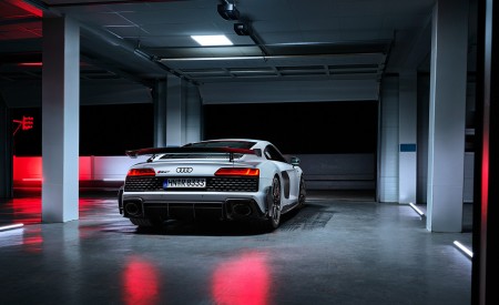 2023 Audi R8 Coupe V10 GT RWD (Color: Suzuka Grey) Rear Wallpapers 450x275 (122)