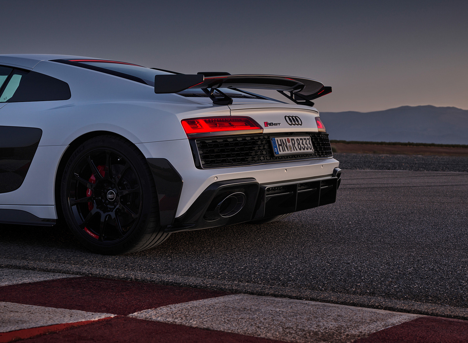 2023 Audi R8 Coupe V10 GT RWD (Color: Suzuka Grey) Rear Wallpapers #108 of 131