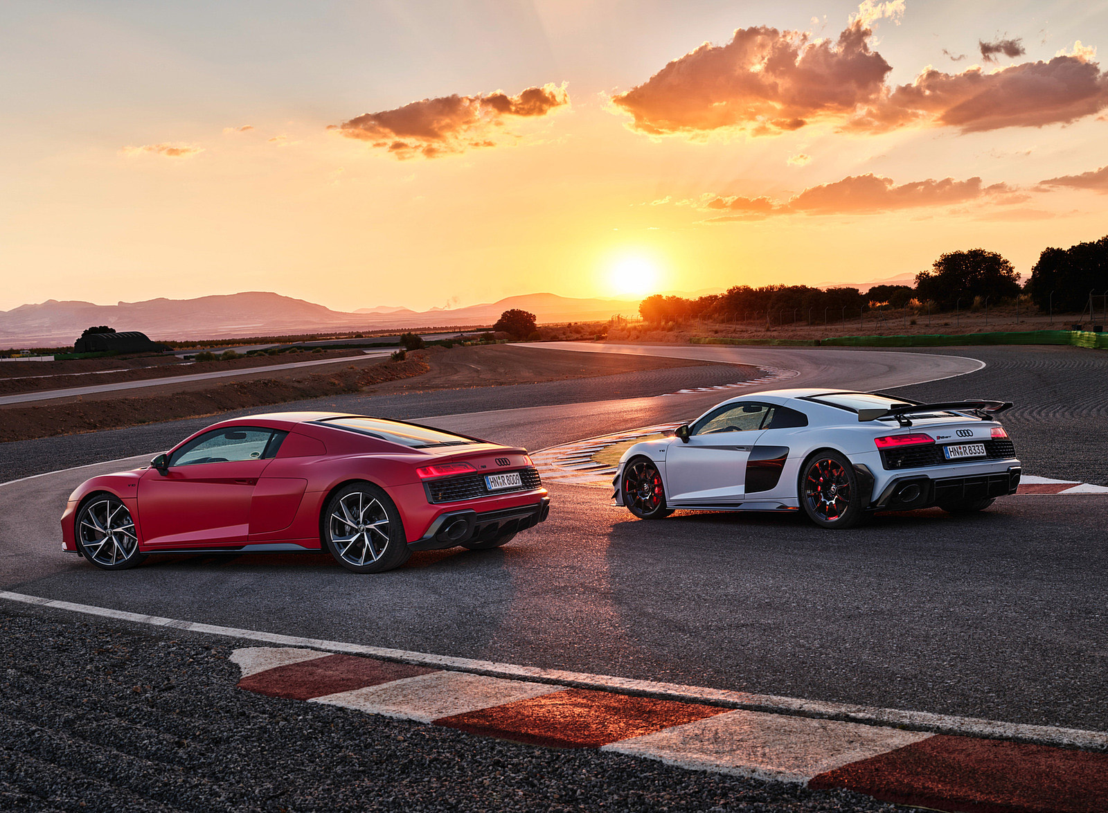 Audi r8 Coupe v10 gt RWD 2023