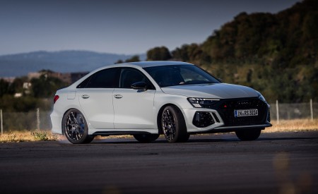 2023 Audi RS 3 Sedan Performance Edition (Color: Arrow Gray Pearl Effect) Front Three-Quarter Wallpapers 450x275 (4)
