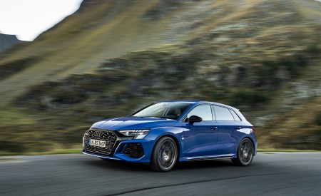 2023 Audi RS 3 Sportback Performance Edition (Color: Nogaro Blue Pearl Effect) Front Three-Quarter Wallpapers 450x275 (4)