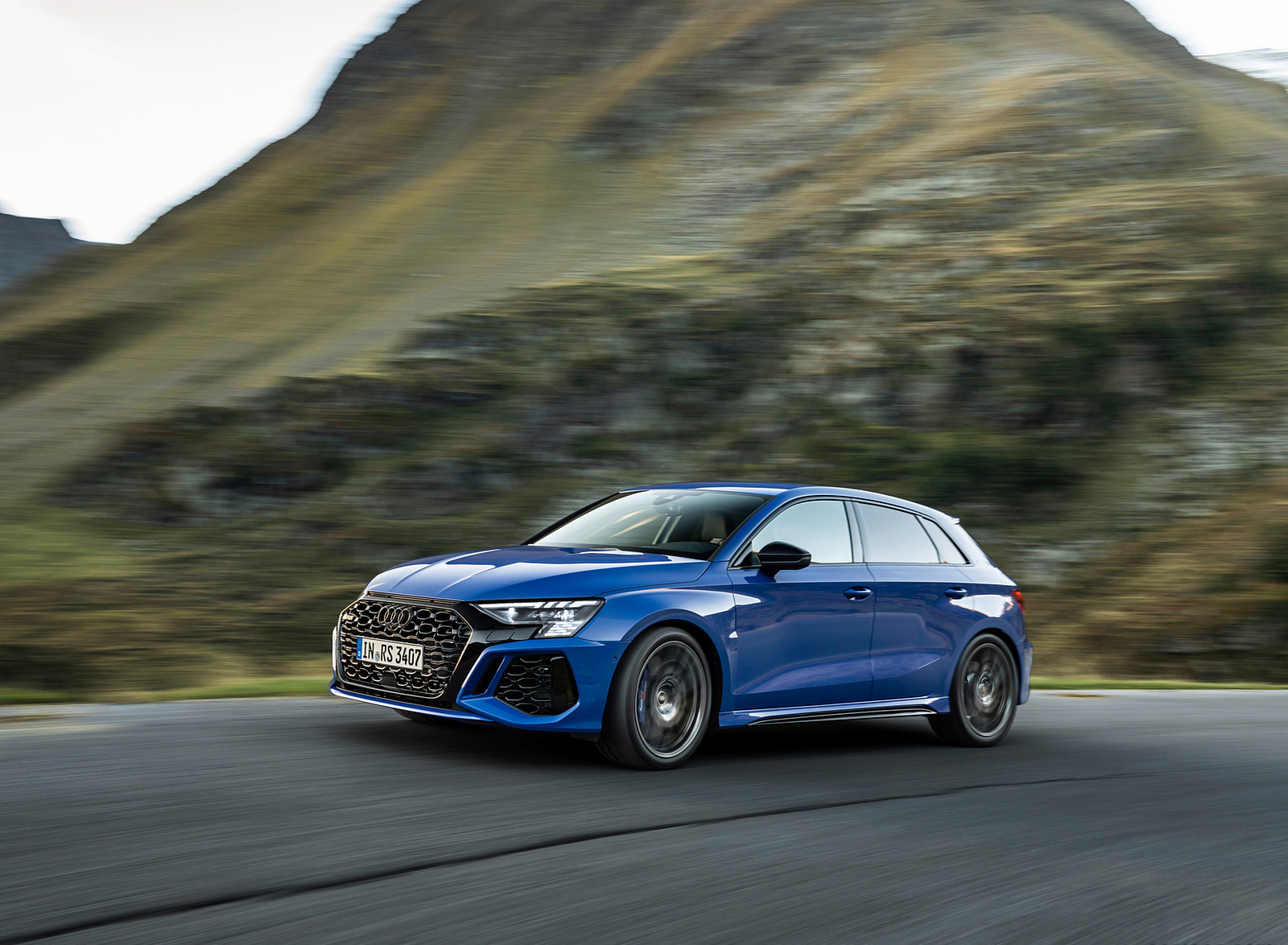 2023 Audi RS 3 Sportback Performance Edition (Color: Nogaro Blue Pearl Effect) Front Three-Quarter Wallpapers (4)