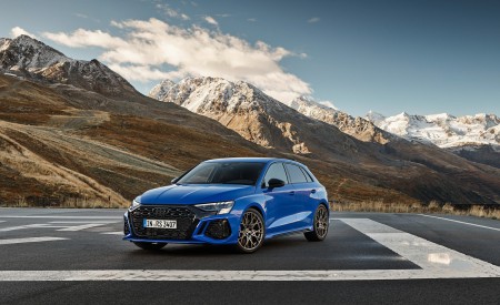 2023 Audi RS 3 Sportback Performance Edition (Color: Nogaro Blue Pearl Effect) Front Three-Quarter Wallpapers 450x275 (58)