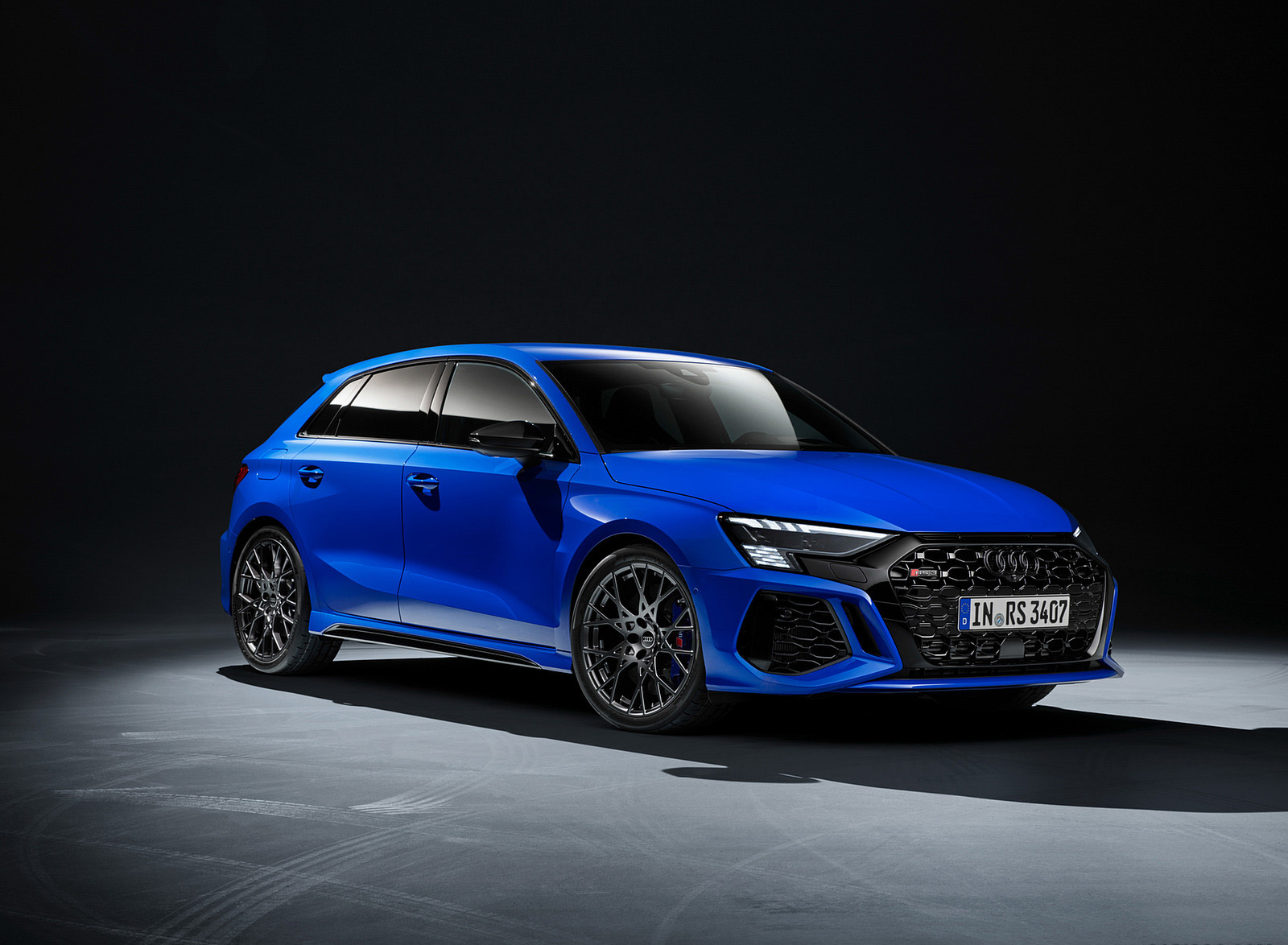 2023 Audi RS 3 Sportback Performance Edition (Color: Nogaro Blue Pearl Effect) Front Three-Quarter Wallpapers #86 of 124