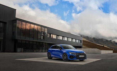 2023 Audi RS 3 Sportback Performance Edition (Color: Nogaro Blue Pearl Effect) Front Three-Quarter Wallpapers 450x275 (68)