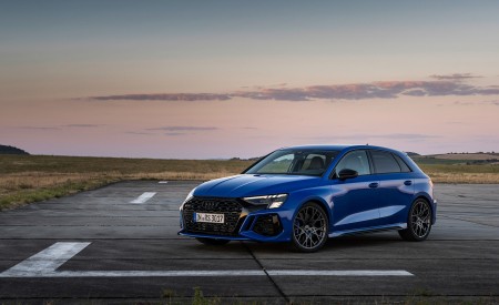 2023 Audi RS 3 Sportback Performance Edition (Color: Nogaro Blue Pearl Effect) Front Three-Quarter Wallpapers 450x275 (53)