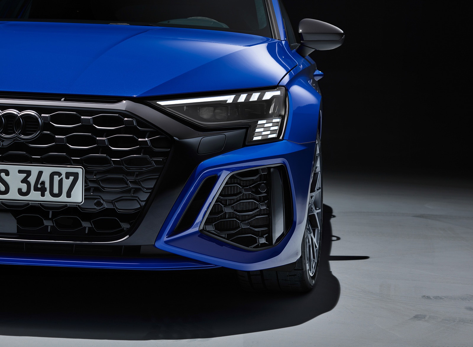 2023 Audi RS 3 Sportback Performance Edition (Color: Nogaro Blue Pearl Effect) Front Wallpapers #93 of 124