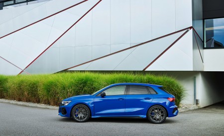 2023 Audi RS 3 Sportback Performance Edition (Color: Nogaro Blue Pearl Effect) Side Wallpapers 450x275 (80)