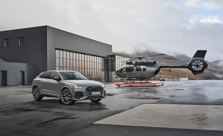 2023 Audi RS Q3 Sportback 10 Years Edition (Color: Chronos Grey Matallic) Front Three-Quarter Wallpapers 450x275 (35)