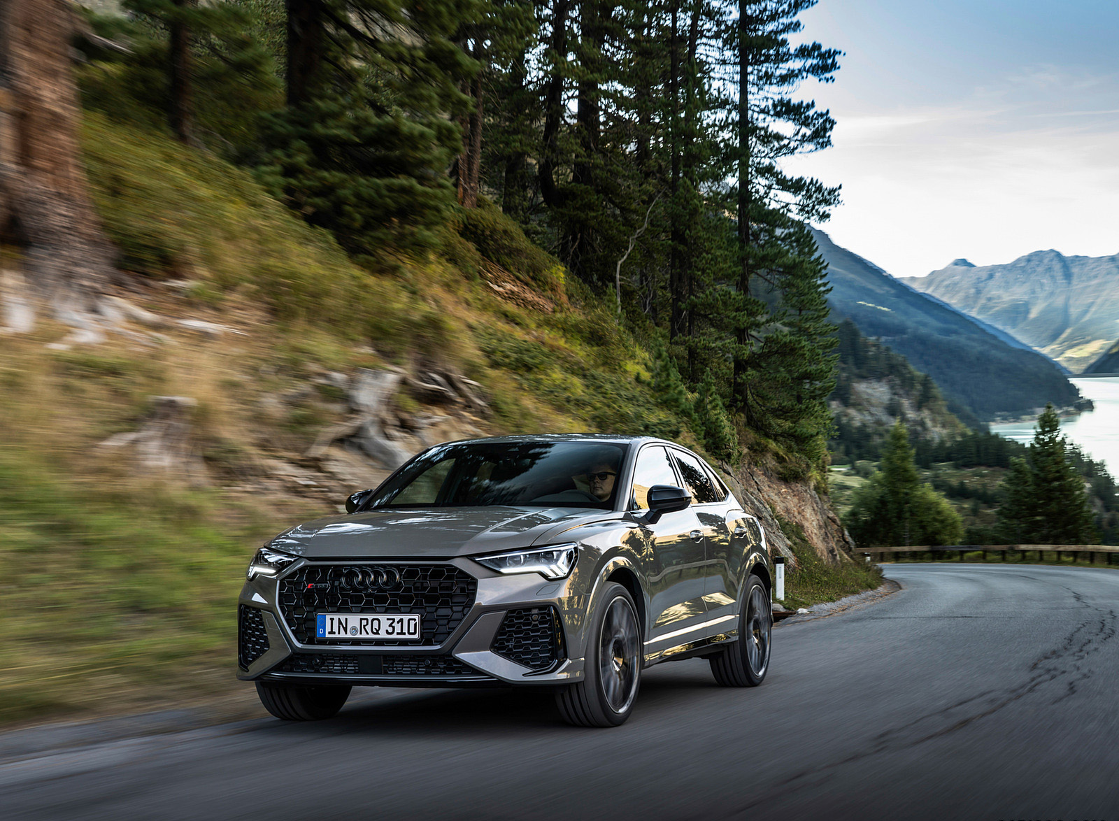 2023 Audi RS Q3 Sportback 10 Years Edition (Color: Chronos Grey Matallic) Front Wallpapers #15 of 72